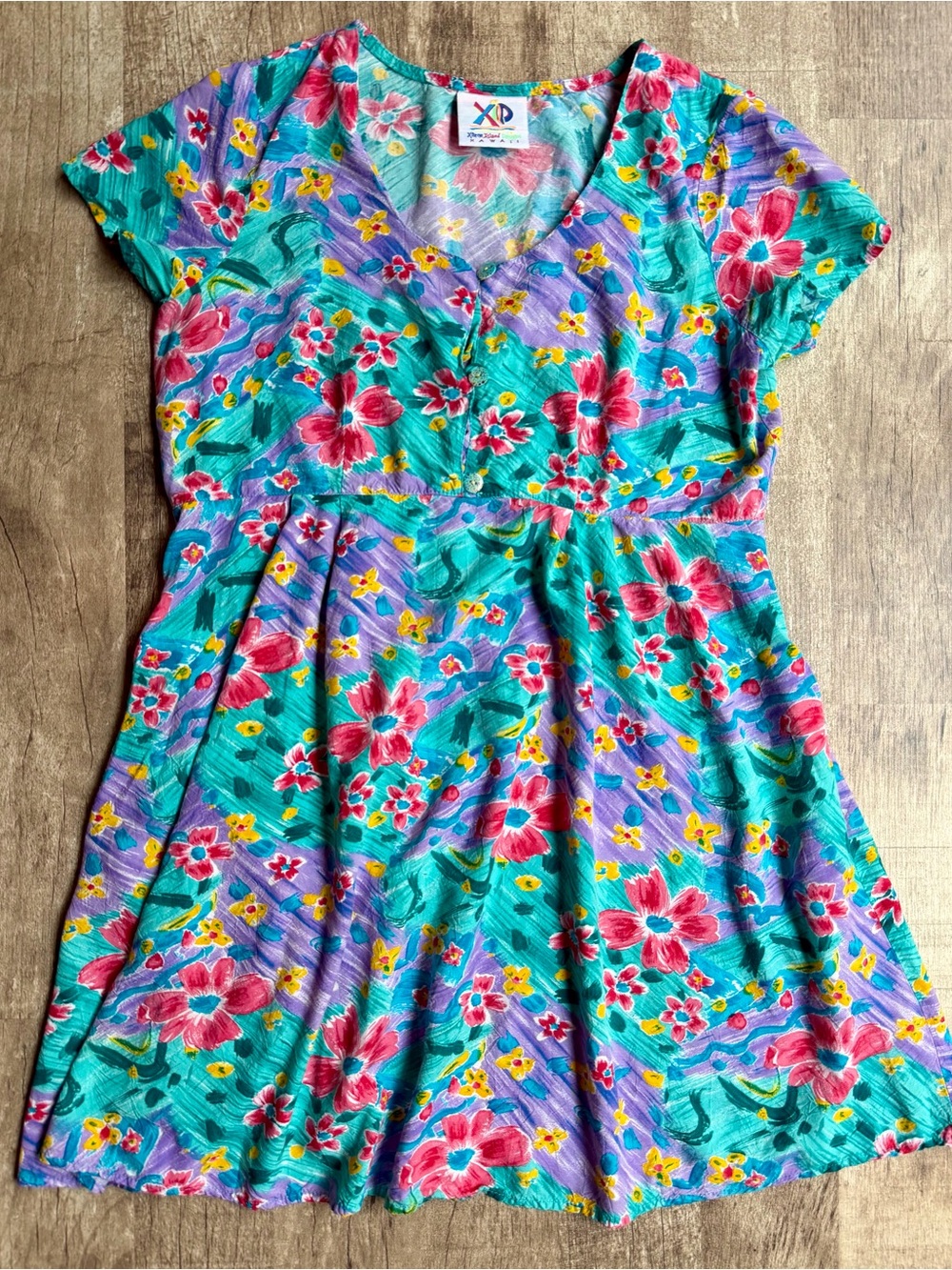 Vintage XP New Island Designs Hawaiian Floral Short Sleeve Dress